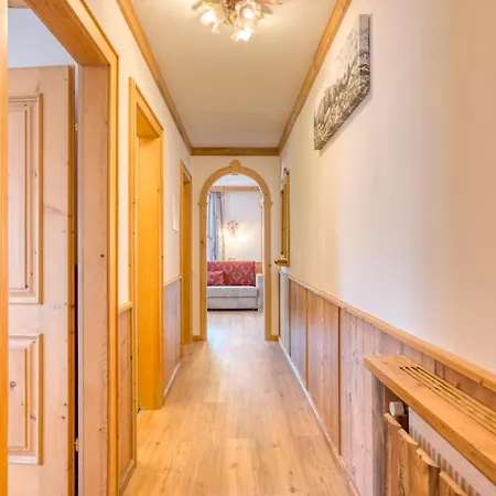 Hofmann דירה קוניגסלייטן