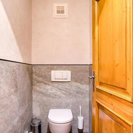 Hofmann דירה קוניגסלייטן